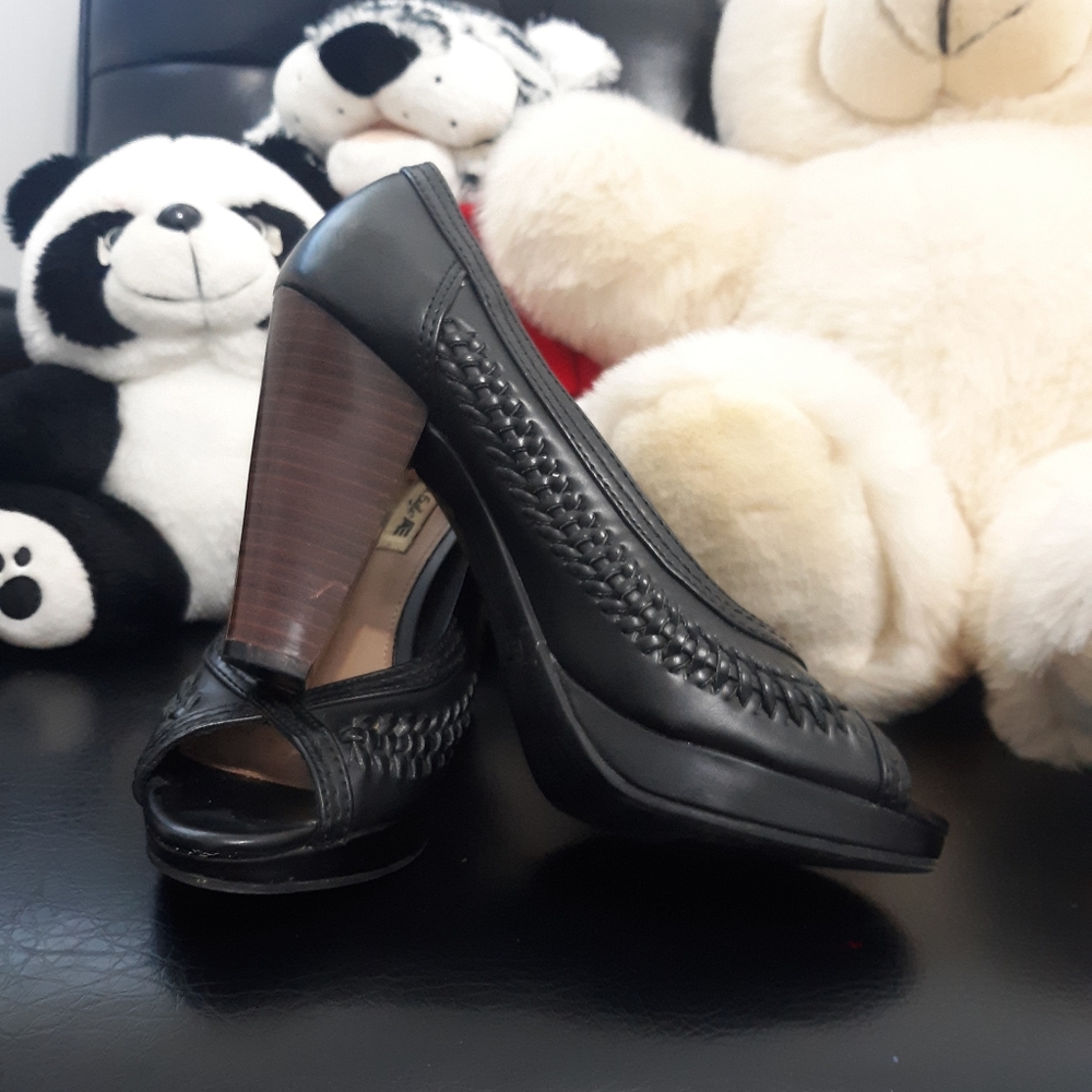 American Eagle Black Heels